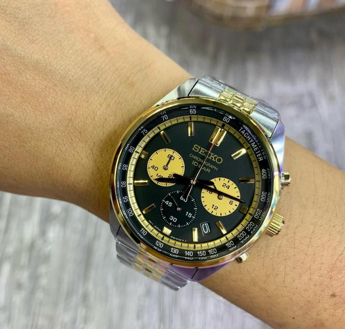 Seiko Chronograph Classic Men's 2 Tone Gold Plated Stainless Steel Watch SSB430P1 Black and Gold