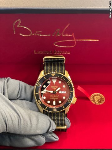 Seiko 5 Sports 100M LE Queen's Brian May Red Special II Men's Watch Nylon Strap SRPH80K1