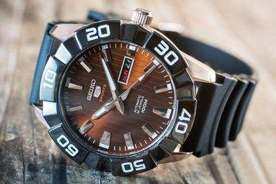 Seiko 5 Sports 100M Automatic Men's Watch Black Dial Rubber Strap SRPA58K1 - Diligence1International