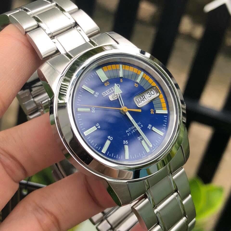 Seiko 5 Classic Men's Size Blue Dial Stainless Steel Strap Watch SNKK27K1 - Diligence1International