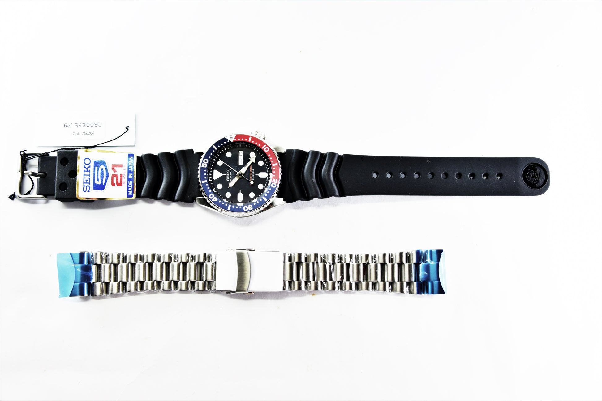 Seiko Japan Made Pepsi SKX 200M Diver's Men's Rubber+Endmill 316L S/S Strap Watch SKX009J1 SET - Diligence1International
