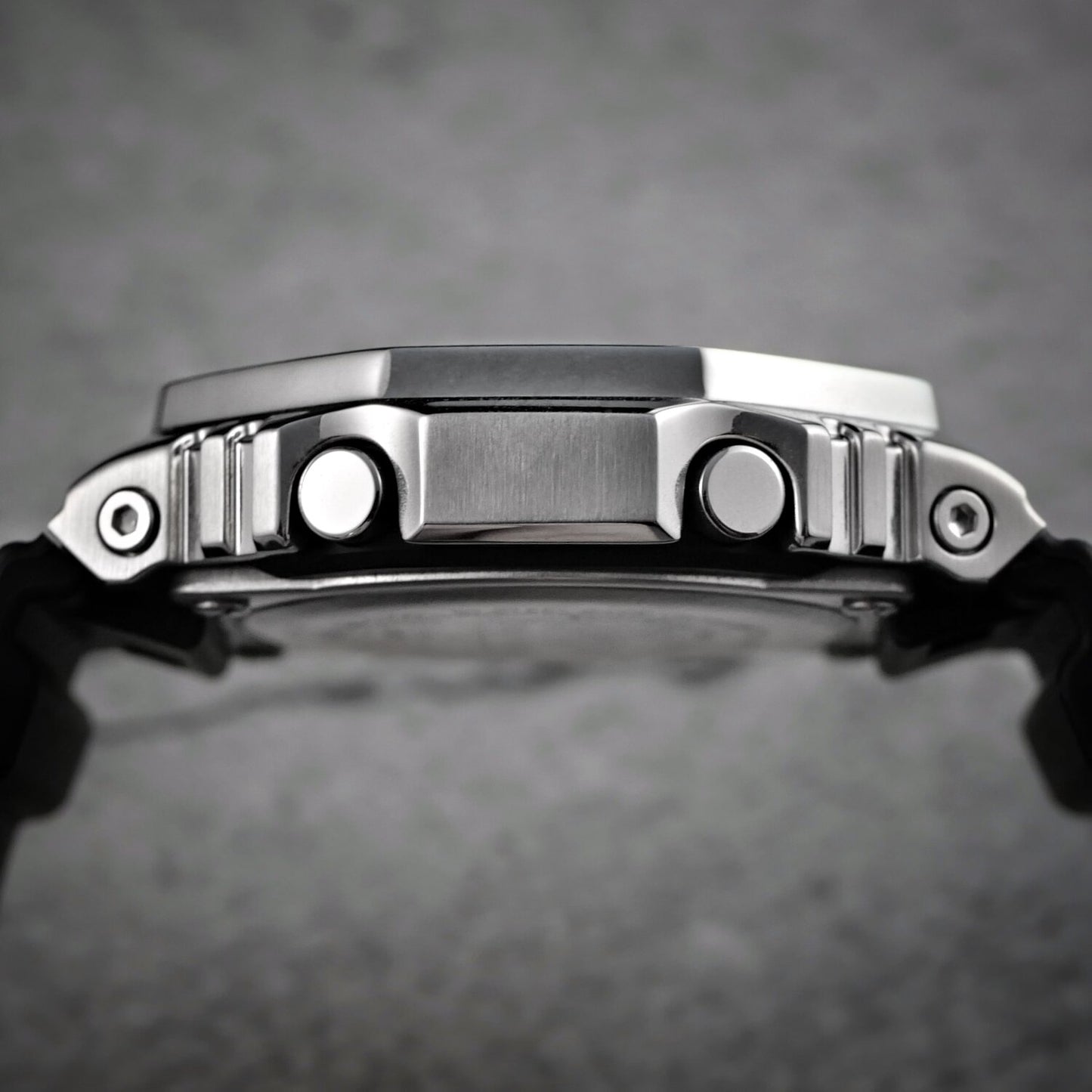 Casio G-Shock Carbon Core Guard Stainless x Grey AP CasiOak Men's Metal Case Watch GM2100-1ADR