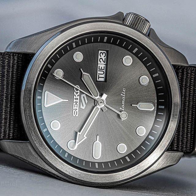 NEW Seiko 5 Sports 100M Automatic Men's Watch Rhodium Grey Nylon Strap SRPE61K1 - Diligence1International