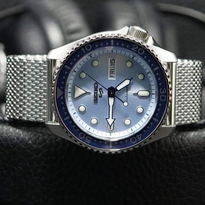 NEW Seiko 5 Sports 100M Automatic Men's Stainless Mesh Strap Watch Blue Bezel Dial SRPE77K1 - Diligence1International
