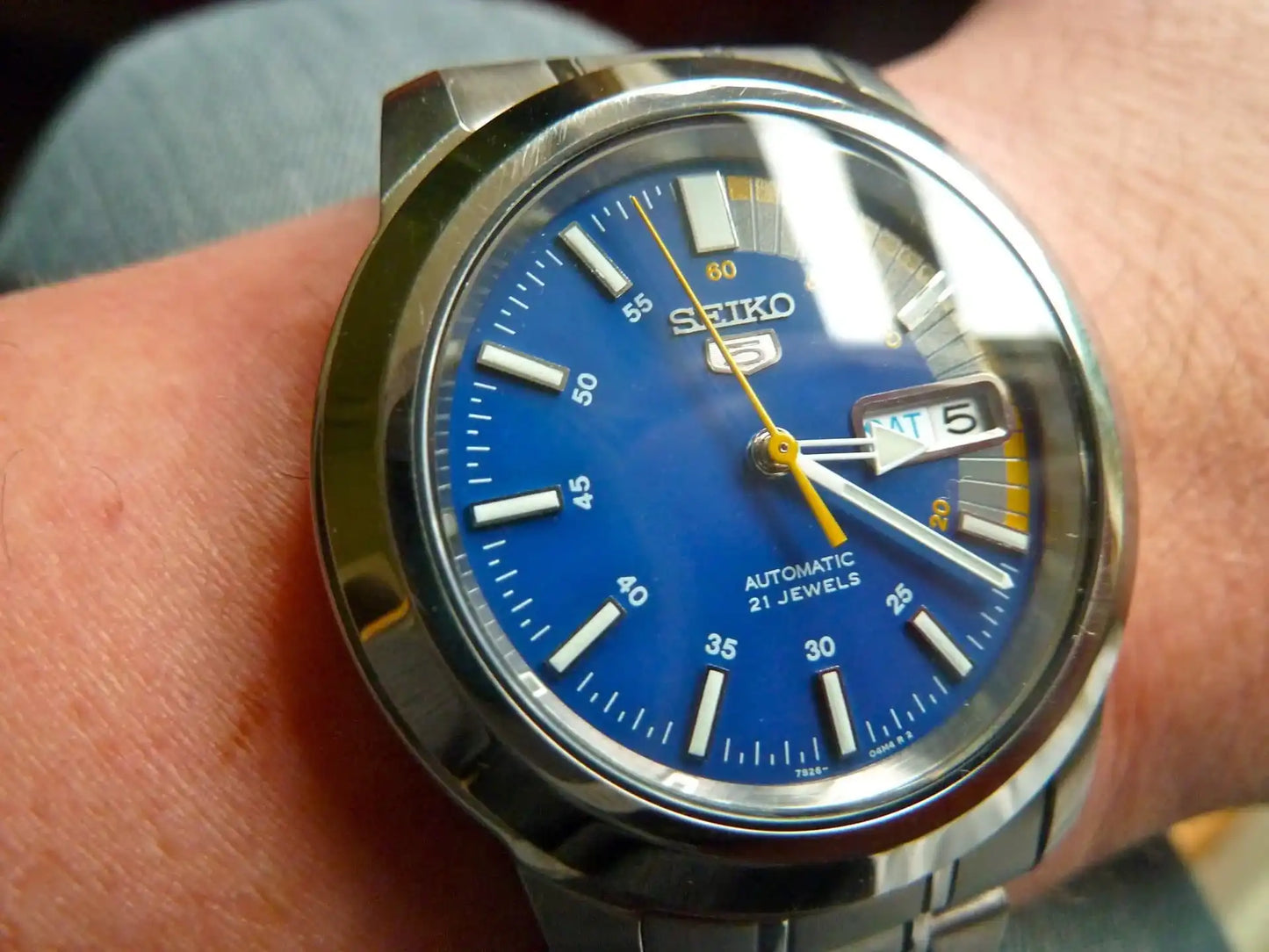 Seiko 5 Classic Men's Size Blue Dial Stainless Steel Strap Watch SNKK27K1 - Diligence1International