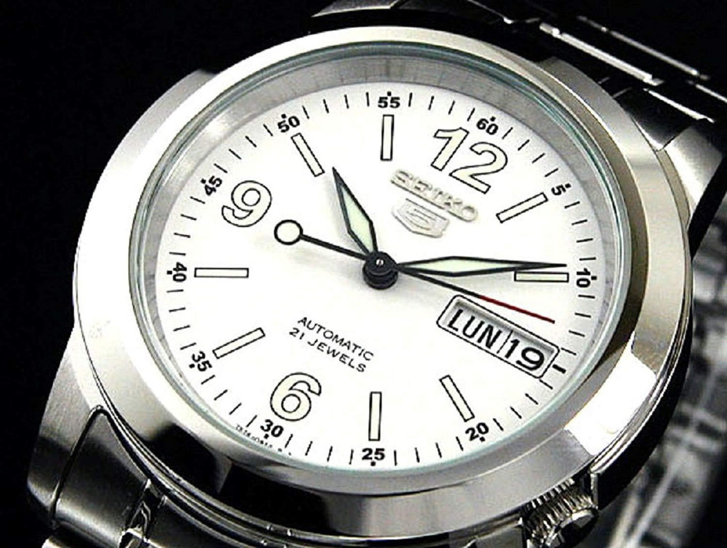 Seiko 5 Classic Men's Size White Dial Stainless Steel Strap Watch SNKE57K1 - Diligence1International