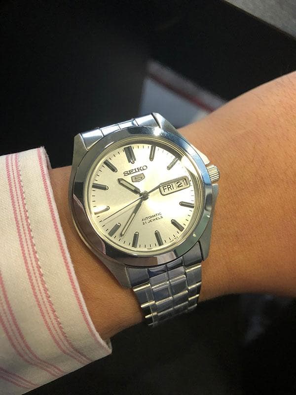 Seiko 5 Classic Men's Size Silver Dial Stainless Steel Strap Watch SNKK87K1 - Diligence1International