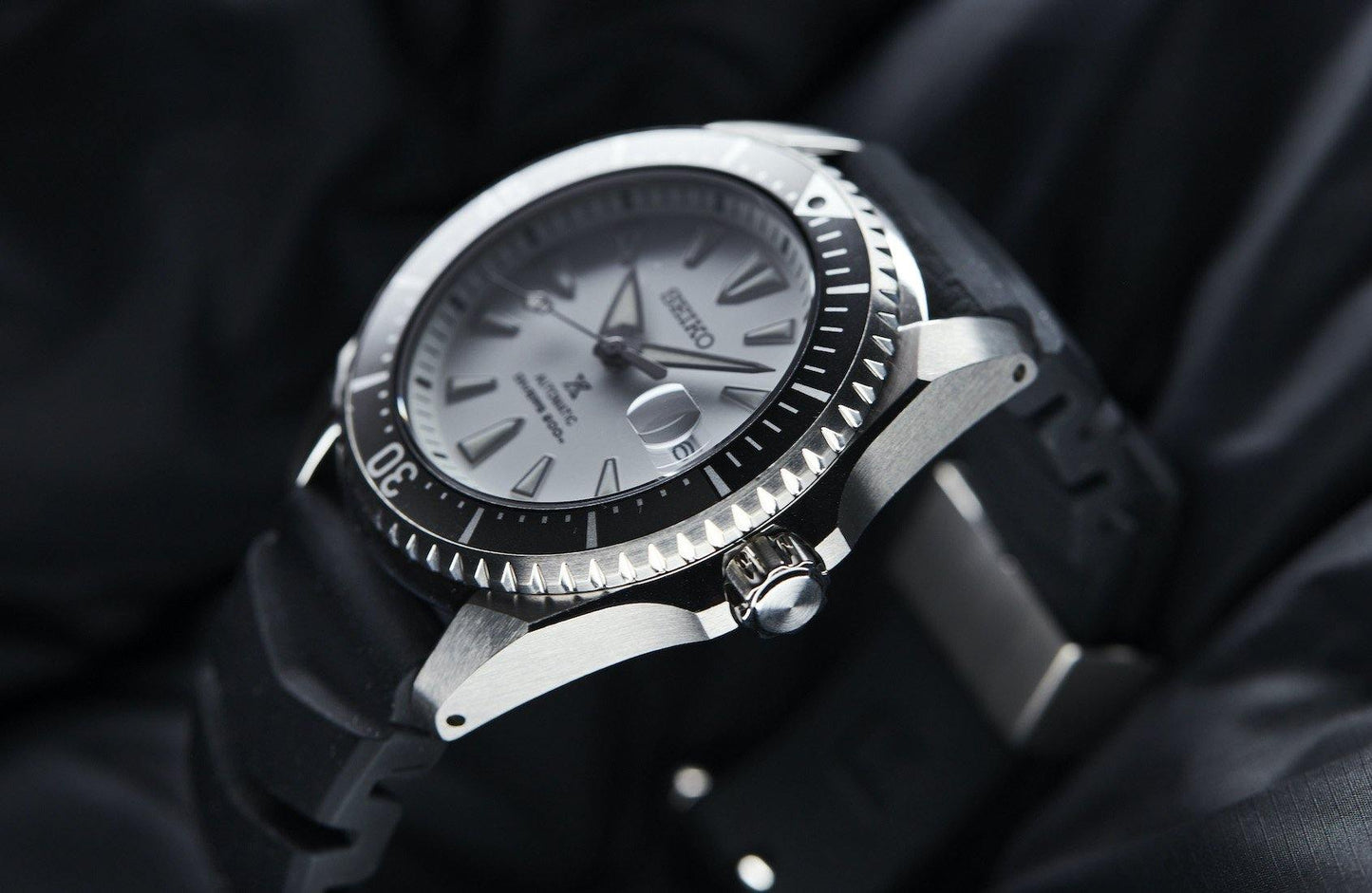 Seiko Prospex White Shogun Men's Titanium Case Rubber Strap Watch SPB191J1 - Diligence1International