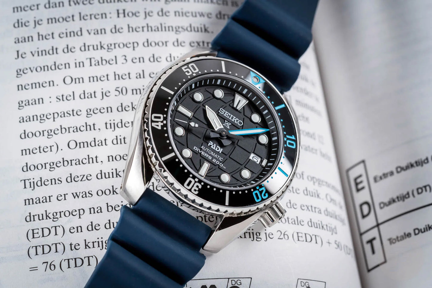 Seiko Prospex PADI SE King Sumo Gradation Diver's Men's Blue Rubber Strap Watch SPB325J1