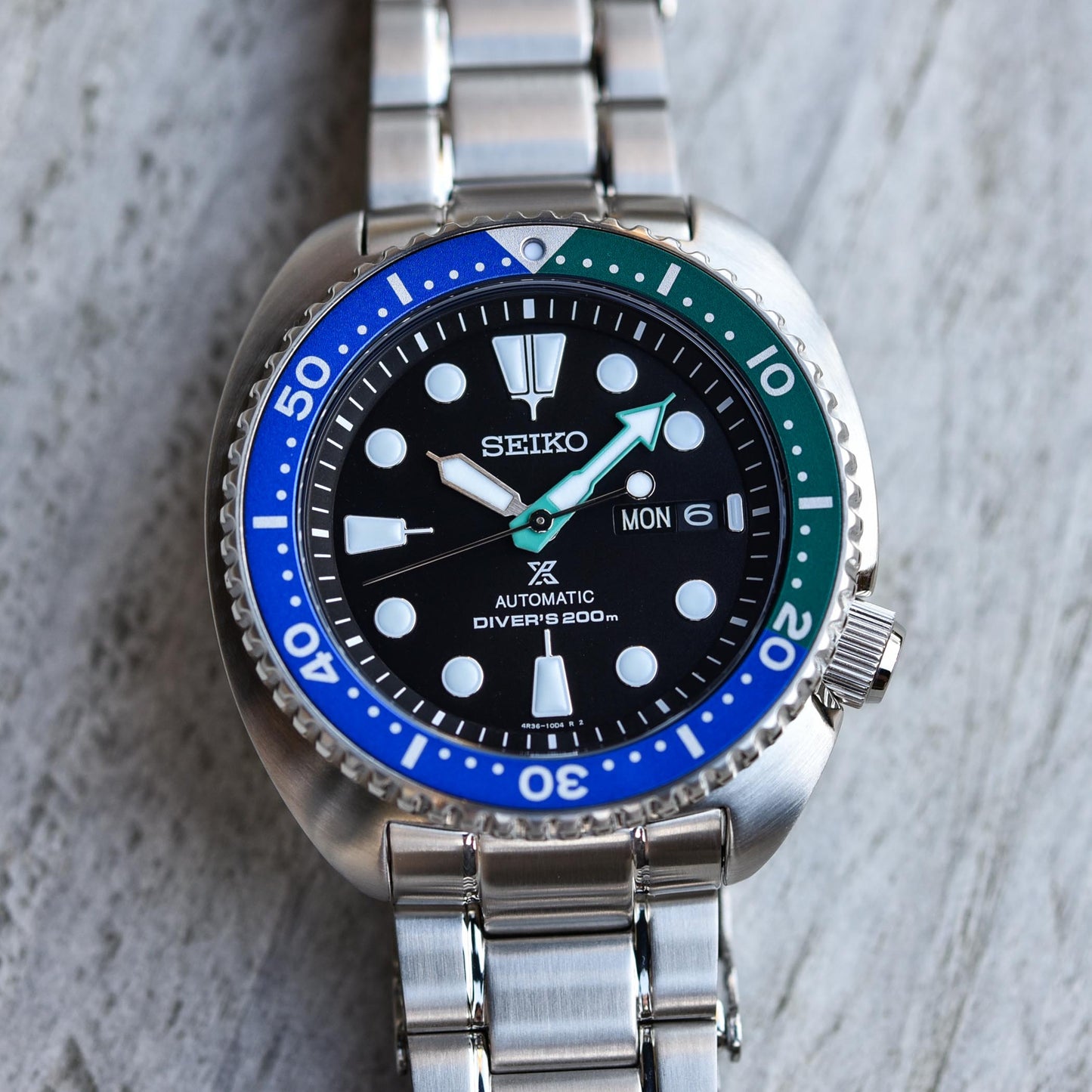 Seiko Special Edition Tropical Lagoon Turtle 200M Men's Watch SRPJ35K1