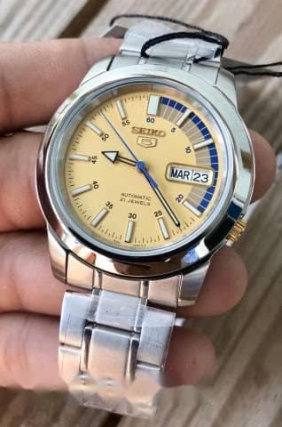 Seiko 5 Classic Men's Size Yellow Dial Stainless Steel Strap Watch SNKK29K1 - Diligence1International
