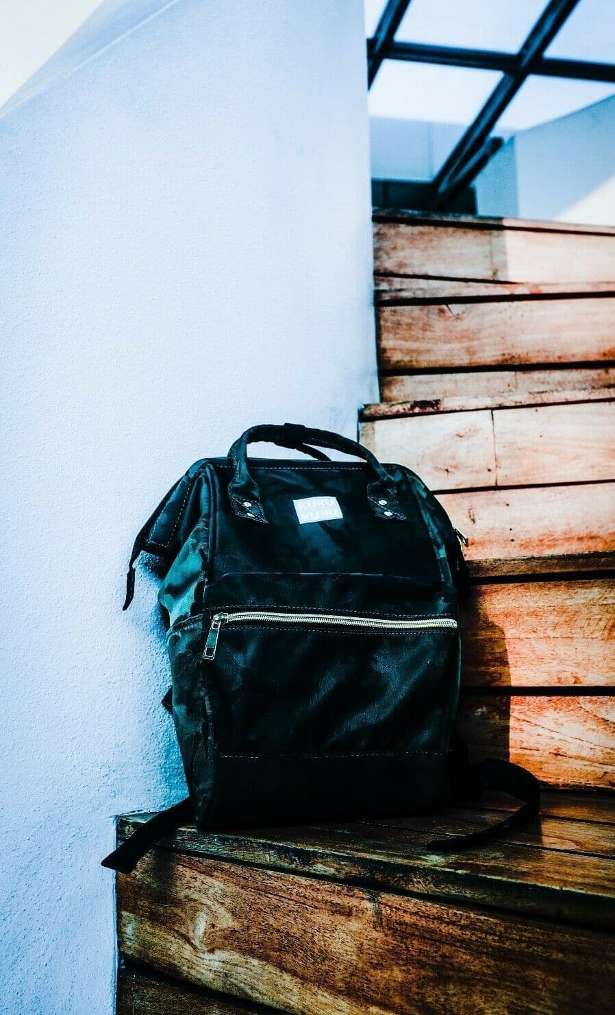 Kuru Kuru クールクール Vitality Medium Backpack Bag Camo Green Twill VM-81107