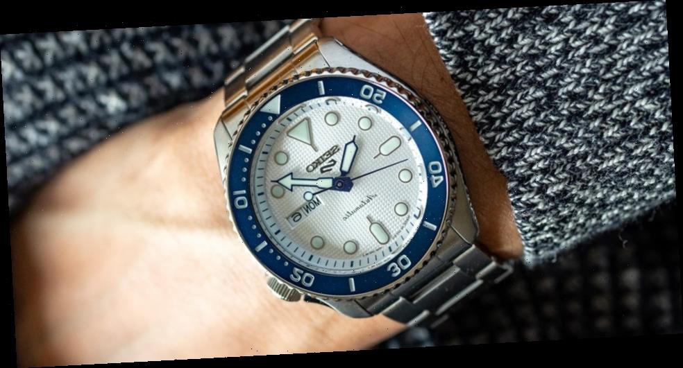 NEW Seiko 5 Sports 100M 140th Anniv LE Blue White Themed Mens Stainless Watch SRPG47K1