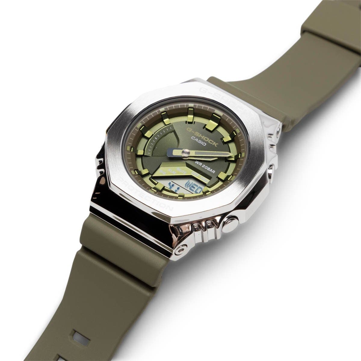 Casio G-Shock Carbon Core Guard Green AP CasiOak Ladies' Metal Case Watch GMS2100B-3ADR
