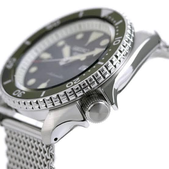 Seiko 5 Sports 100M Automatic Men's Stainless Mesh Strap Watch Green Bezel Dial SRPD75K1
