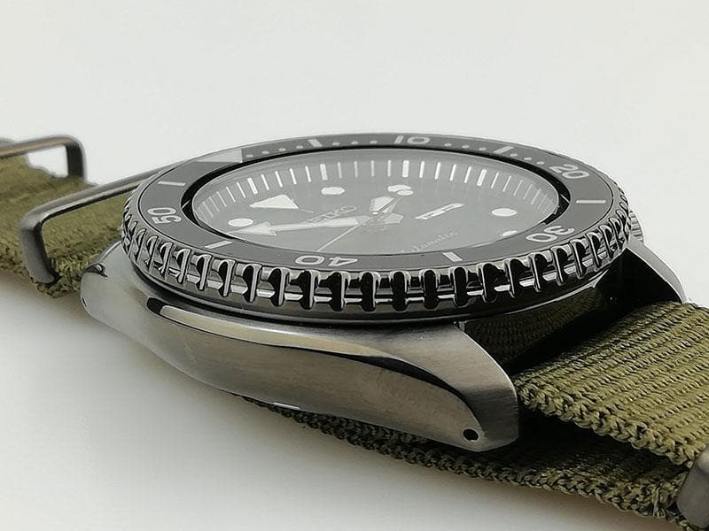 Seiko 5 Sports 100M Automatic Men's Watch Black Bezel Dial Green Nylon Strap SRPD65K4