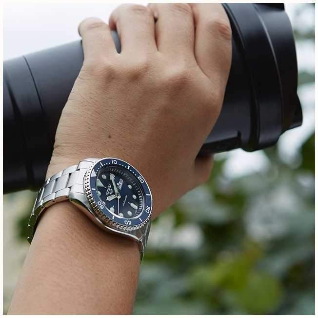 Seiko 5 Sports 100M Automatic Men's Watch Blue Bezel Dial SRPD51K1
