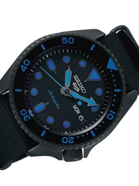 Seiko 5 Sports 100M Automatic Men's Watch Blue Hands Index Stealth All BLACK Nylon Strap SRPD81K1