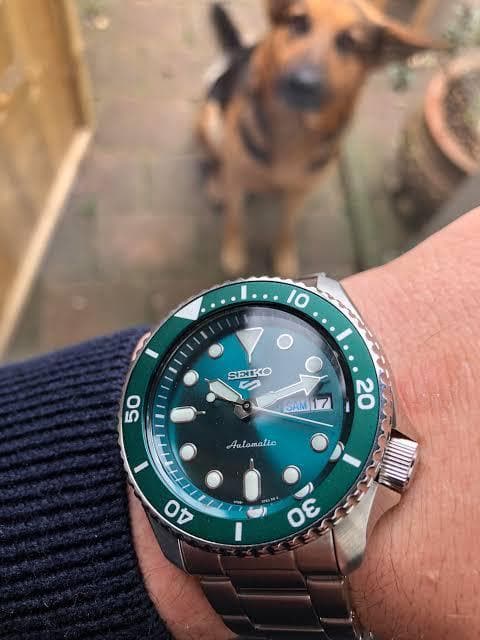 Seiko 5 Sports 100M Automatic Men's Watch HULK Green Bezel Dial SRPD61K1