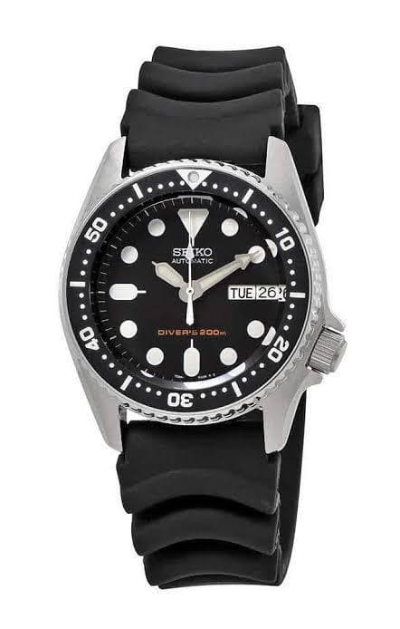 Seiko Black SKX 200M Diver's Junior Size Rubber Strap Watch SKX013K1