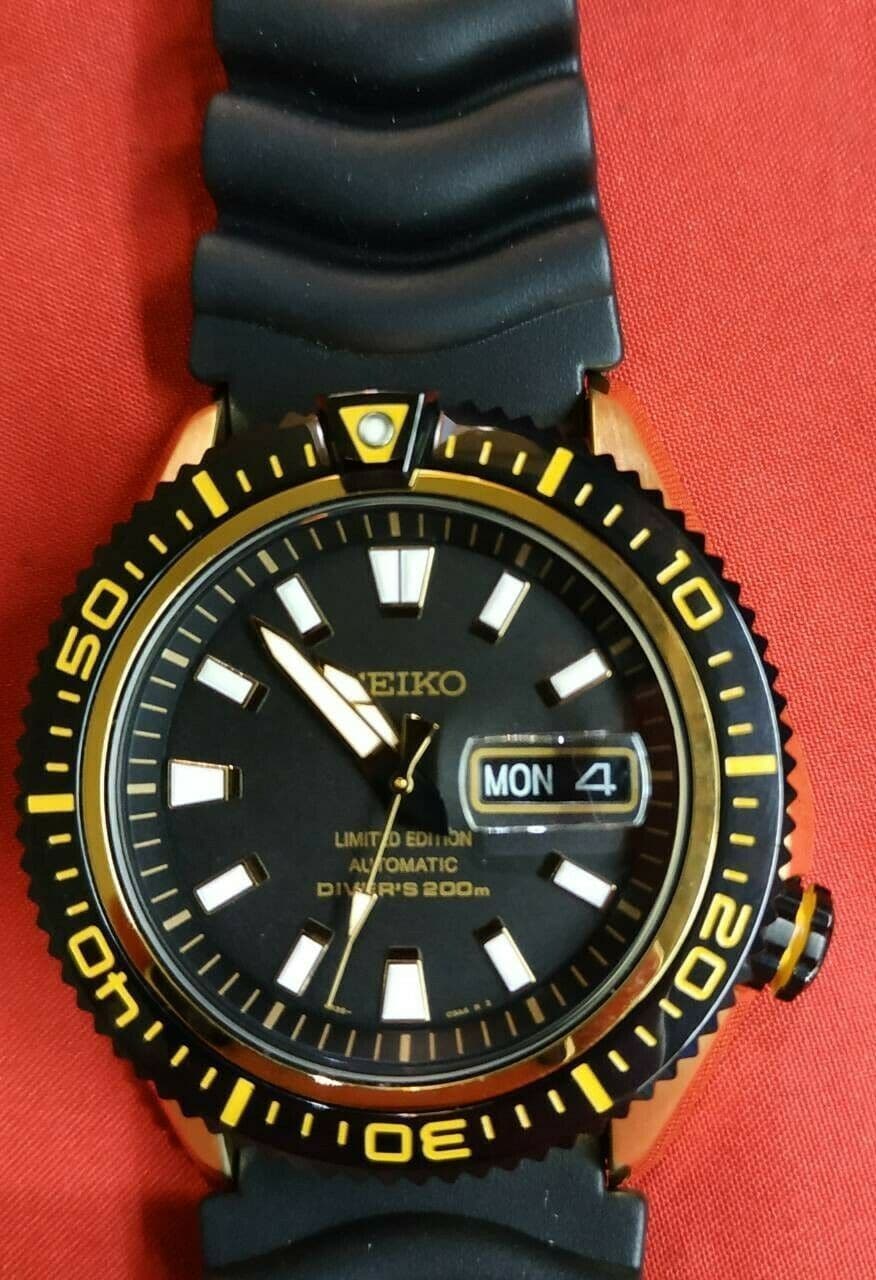 Seiko Limited Edition Men's "Stargate" II Rubber Strap Watch SRP510K1