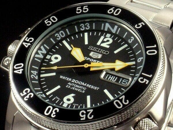 Seiko Map Meter Black Atlas/Land Shark 200M Men's Watch SKZ211K1