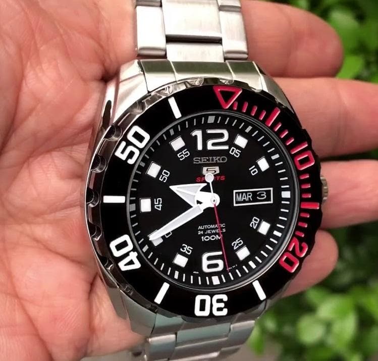 Seiko 5 Sports Black Dial Mini Baby Monster Men's Stainless Strap Watch SRPB35K1 - Diligence1International