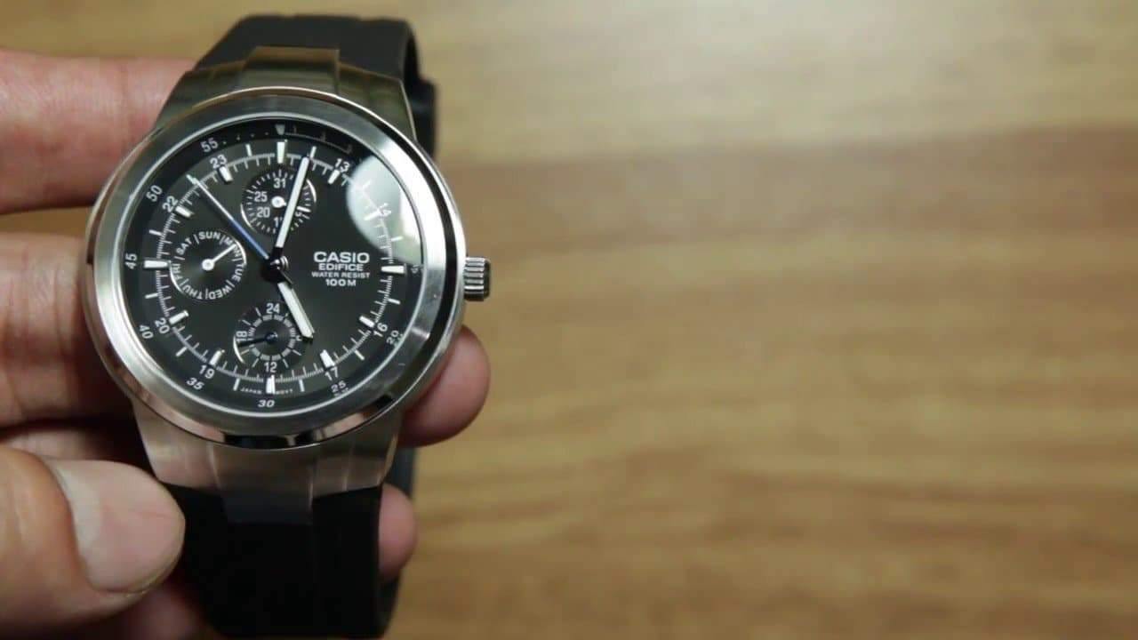 Casio Edifice Analog Black Dial Men's Rubber Strap Watch EF-305-1AV - Diligence1International
