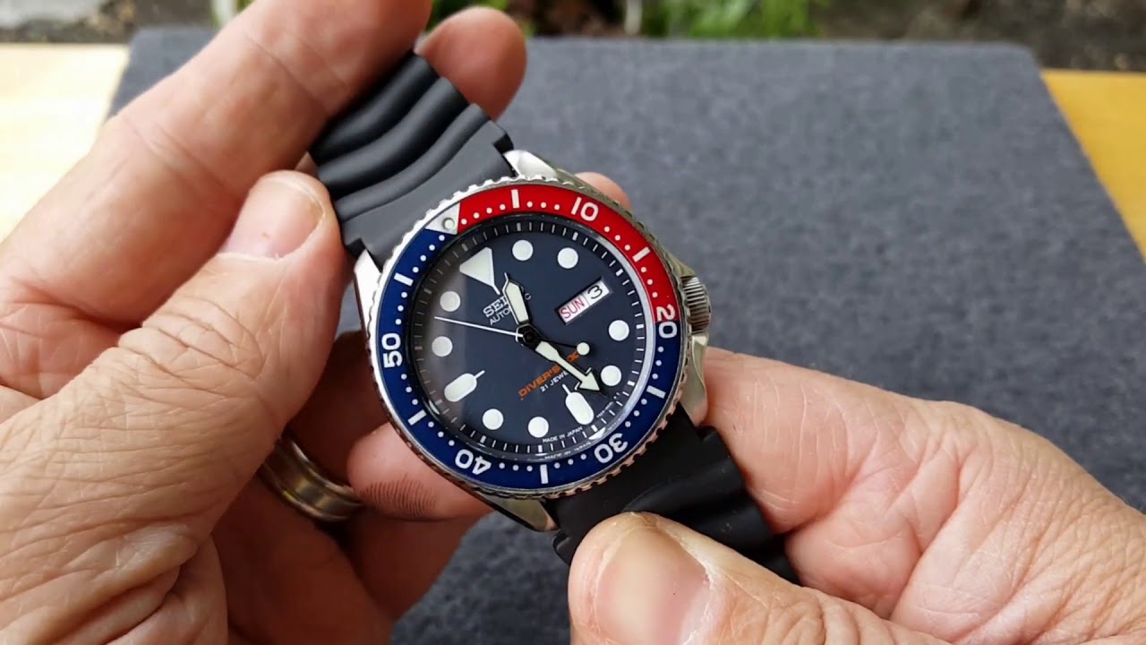 Seiko Japan Made Pepsi SKX 200M Diver's Men's Rubber+Endmill 316L S/S Strap Watch SKX009J1 SET - Diligence1International