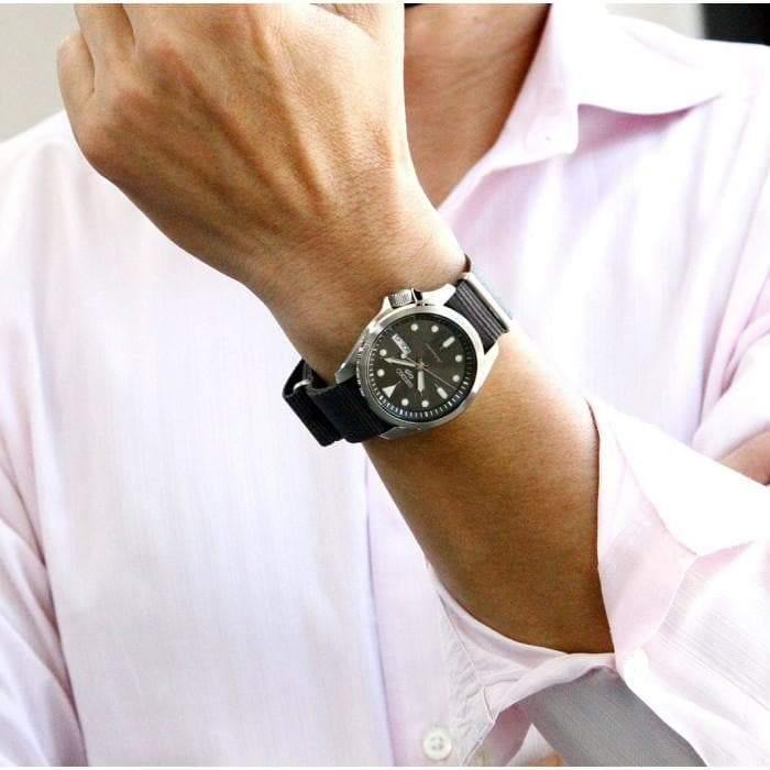NEW Seiko 5 Sports 100M Automatic Men's Watch Rhodium Grey Nylon Strap SRPE61K1 - Diligence1International