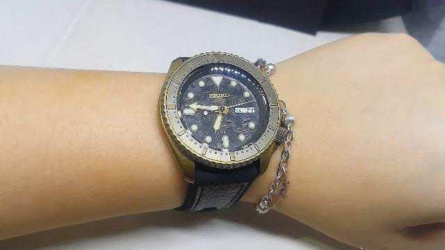 NEW Seiko 5 Sports 100M Automatic Men's Patterned Black Dial Bronze Plated Case Leather Strap Watch SRPE80K1 - Diligence1International