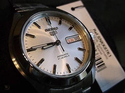 Seiko 5 Classic Men's Size Silver Dial Stainless Steel Strap Watch SNKK87K1 - Diligence1International