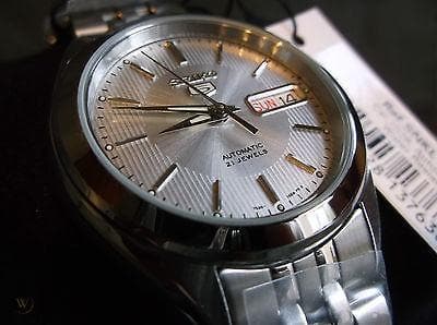 Seiko 5 Classic Men's Size Silver Dial Stainless Steel Strap Watch SNKL15K1 - Diligence1International
