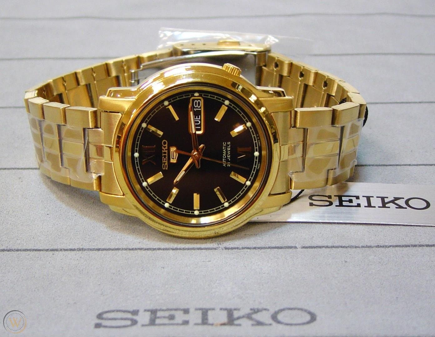 Seiko 5 Classic Mens Size Black Dial Gold Plated Stainless Steel Strap Watch SNKK86K1 - Diligence1International