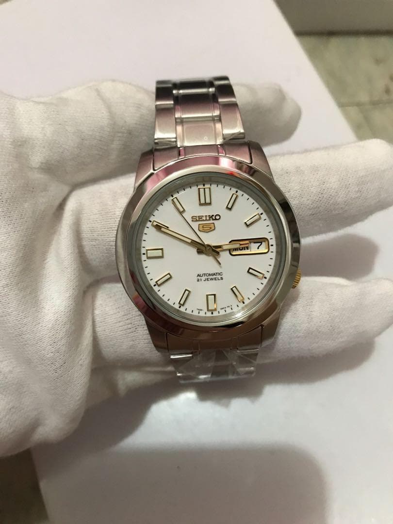 Seiko 5 Classic Men's Size White Dial Stainless Steel Strap Watch SNKK07K1 - Diligence1International