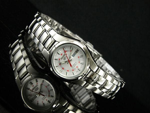 Seiko 5 Classic Ladies Size Silver Dial Stainless Steel Strap Watch SYMC21K1 - Diligence1International