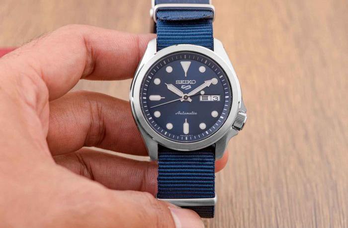 NEW Seiko 5 Sports 100M Automatic Men's Watch All Navy Blue Nylon Strap SRPE63K1 - Diligence1International