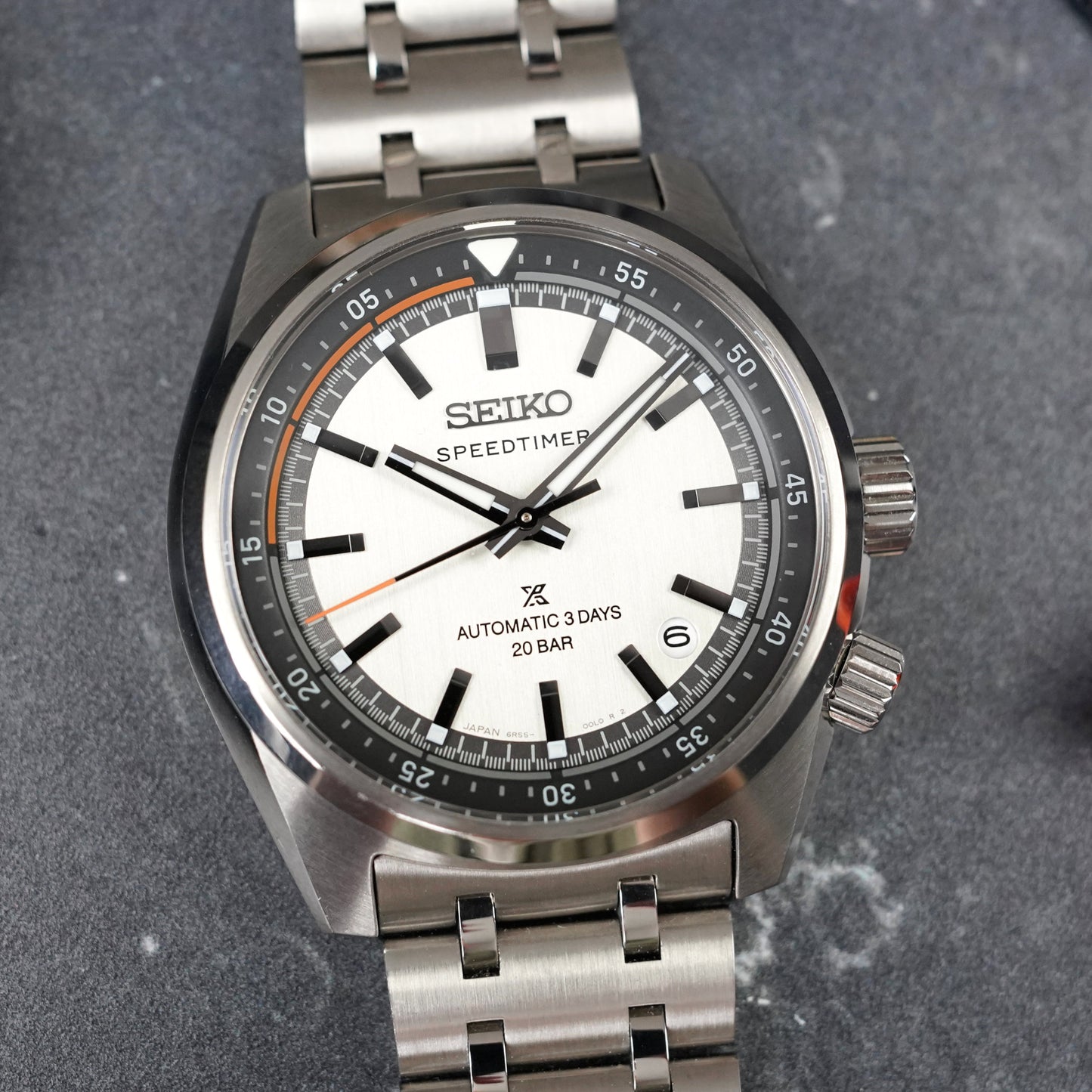 Seiko Prospex Speedtimer Automatic Vintage Off-white Men's Stainless Watch SPB513J1