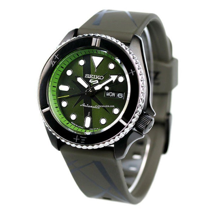 Seiko 5 Sports 100M One Piece x Zoro LE Automatic Men's Watch Green Dial Rubber SRPH67K1