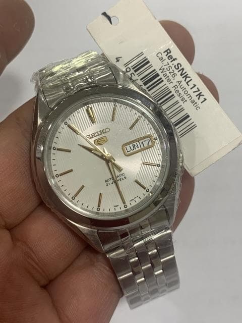 Seiko 5 Classic Men's Size Silver Dial Stainless Steel Strap Watch SNKL17K1 - Diligence1International