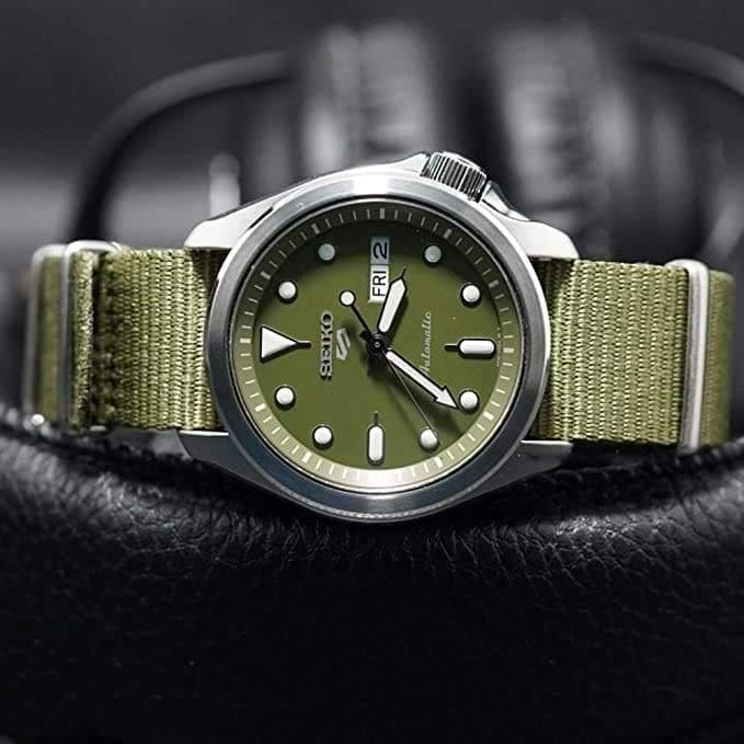NEW Seiko 5 Sports 100M Automatic Men's Watch Military All Green Nylon Strap SRPE65K1 - Diligence1International