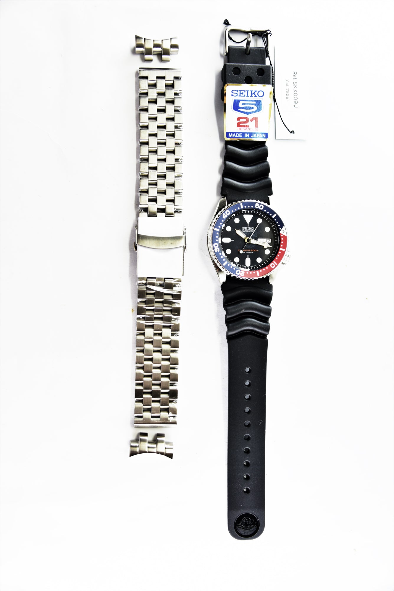 Seiko Japan Made Pepsi SKX 200M Diver's Men's Rubber+Engineer Type II 316L S/S Strap Watch SKX009J1 SET - Diligence1International