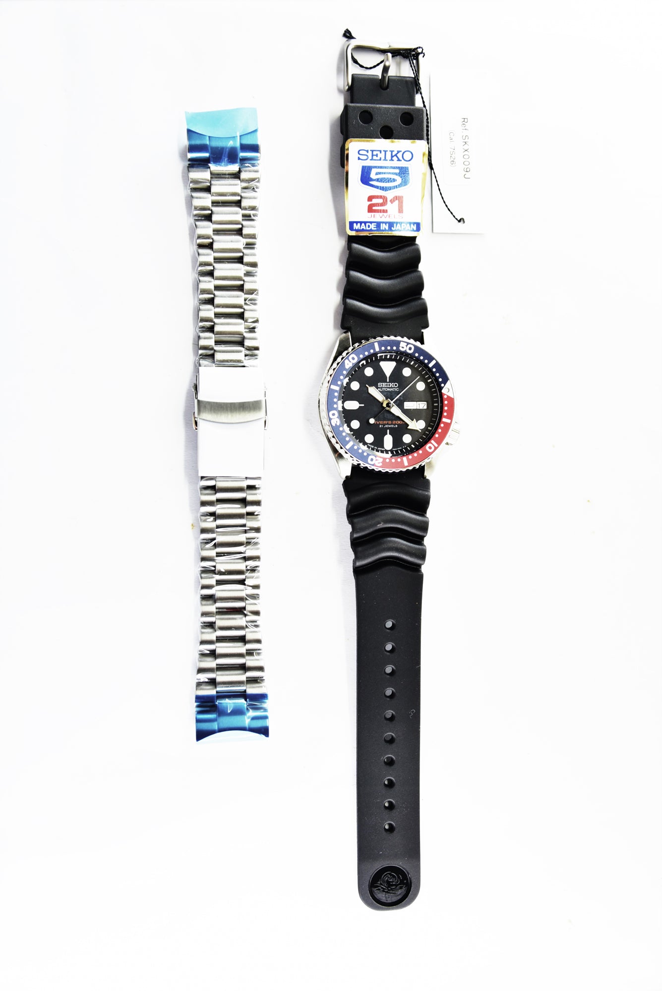 Seiko Japan Made Pepsi SKX 200M Diver's Men's Rubber+Endmill 316L S/S Strap Watch SKX009J1 SET - Diligence1International