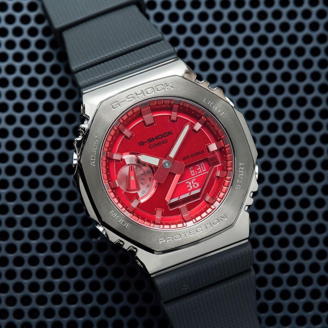 Casio G-Shock Carbon Core Guard Black x Red AP CasiOak Men's Metal Case Watch GM2100B-4ADR