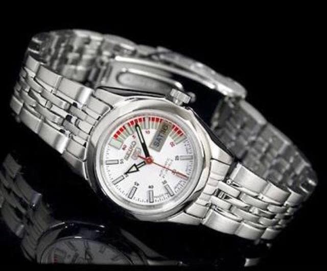Seiko 5 Classic Ladies Size White Dial Stainless Steel Strap Watch SYMA41K1 - Diligence1International