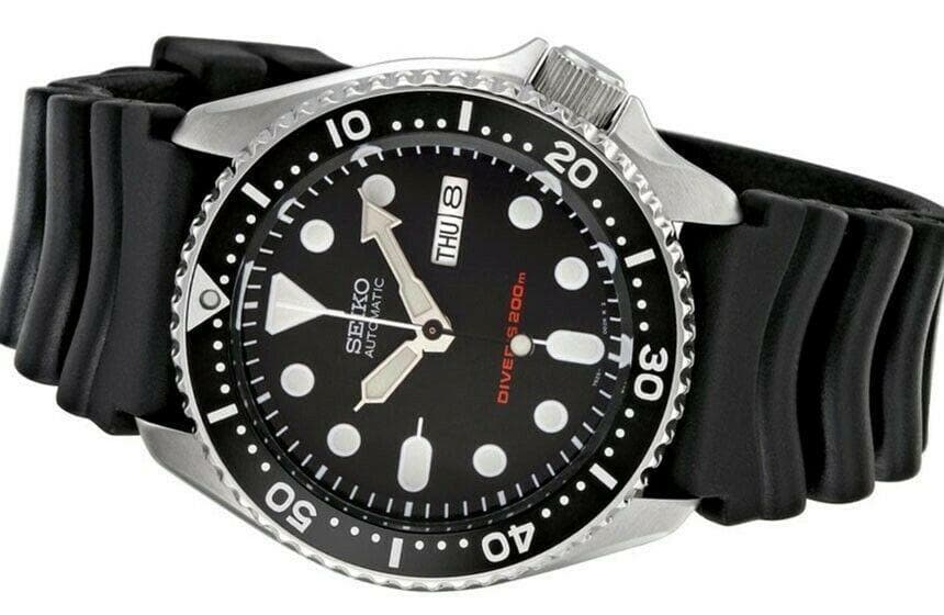 Jewelry & Watches:Watches, Parts & Accessories:Wristwatches - Seiko Black SKX 200M Diver's Men's Rubber Strap Watch SKX007K1