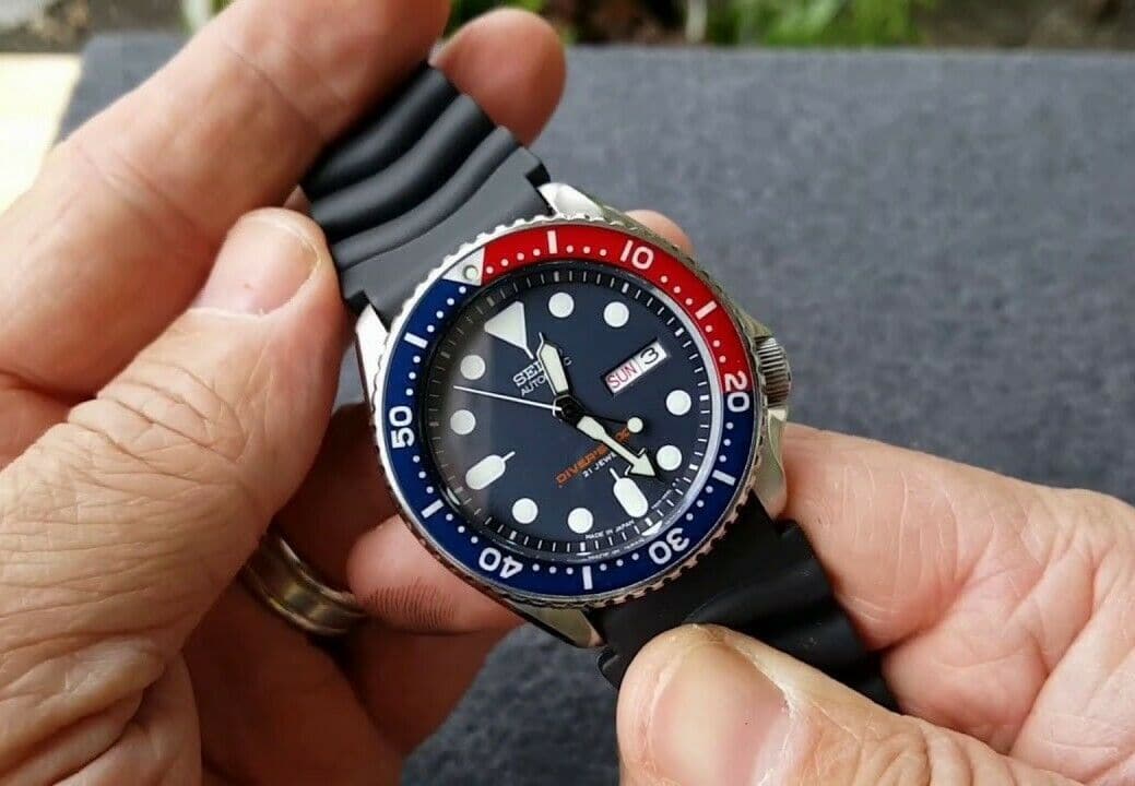 Seiko Japan Made Pepsi SKX 200M Diver's Men's Watch SKX009J1