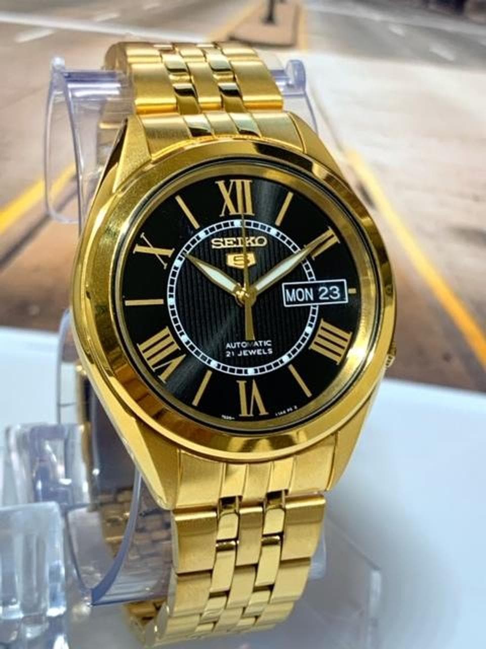 Seiko 5 Classic Mens Size Black Dial Gold Plated Stainless Steel Strap Watch SNKL40K1 - Diligence1International
