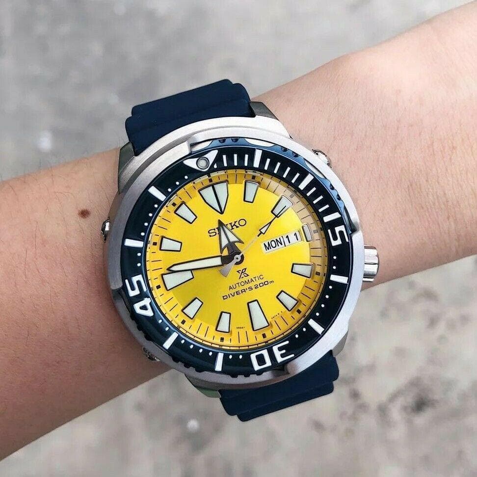 Seiko Limited Edition Blue Butterflyfish Baby Tuna Rubber Strap