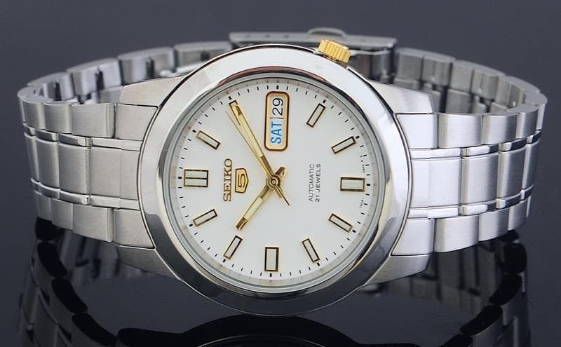 Seiko 5 Classic Men's Size White Dial Stainless Steel Strap Watch SNKK07K1 - Diligence1International